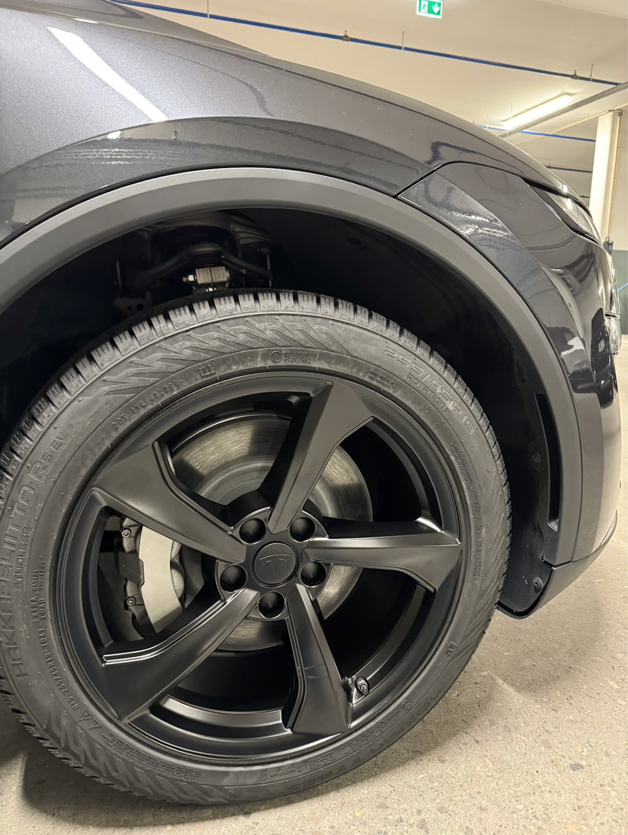 Senterkopper & Mutterdeksler 56 mm – Tesla Model Y Juniper (2025–) | Passer Crossflow-felger